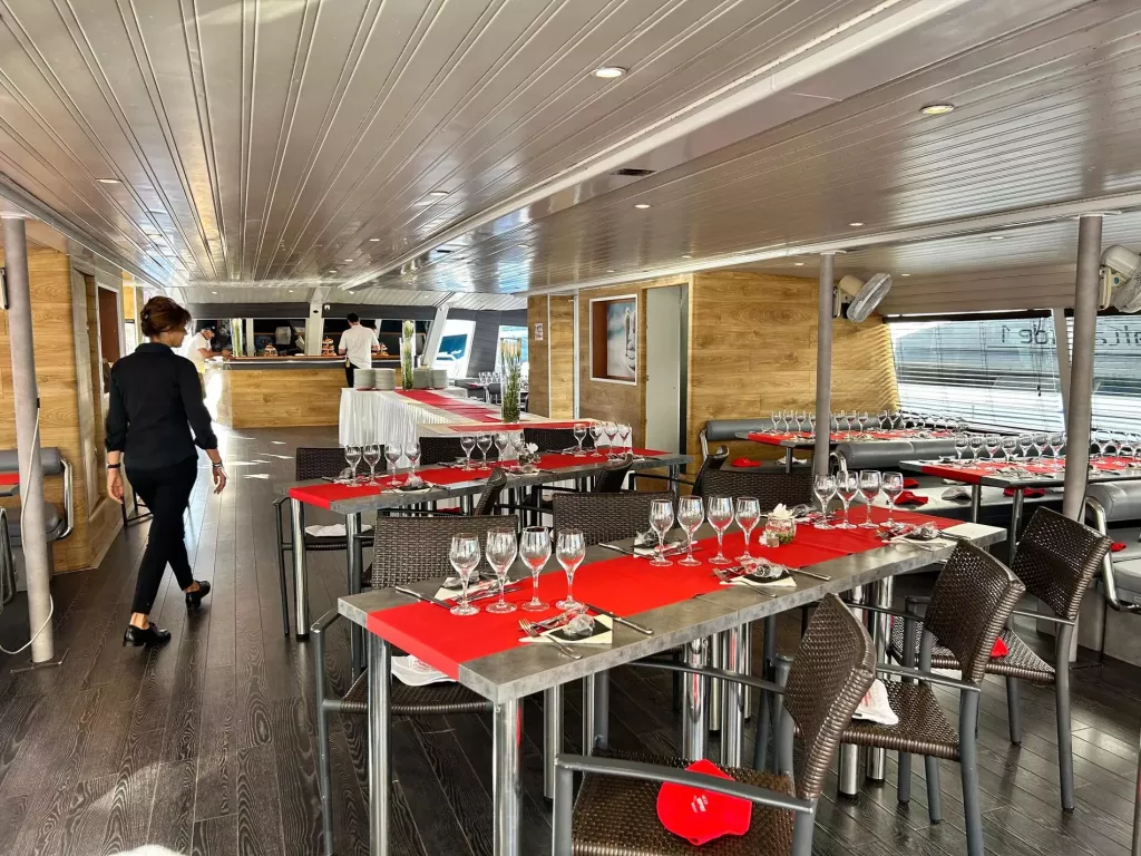 monaco-grand-prix-boat-lunch-experience