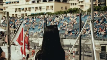 Emplacement VIP au Grand Prix de Monaco sur le virage du bureau de tabac